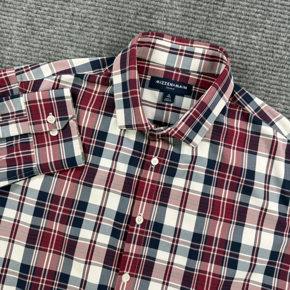 Mizzen + Main Leeward Dress Shirt Mens XL Trim Red Navy Plaid Performance Casual